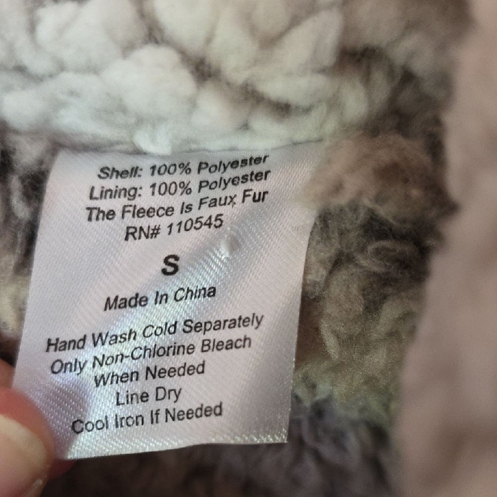Sherpa Vest Cream And Brown EUC - Picture 3 of 12